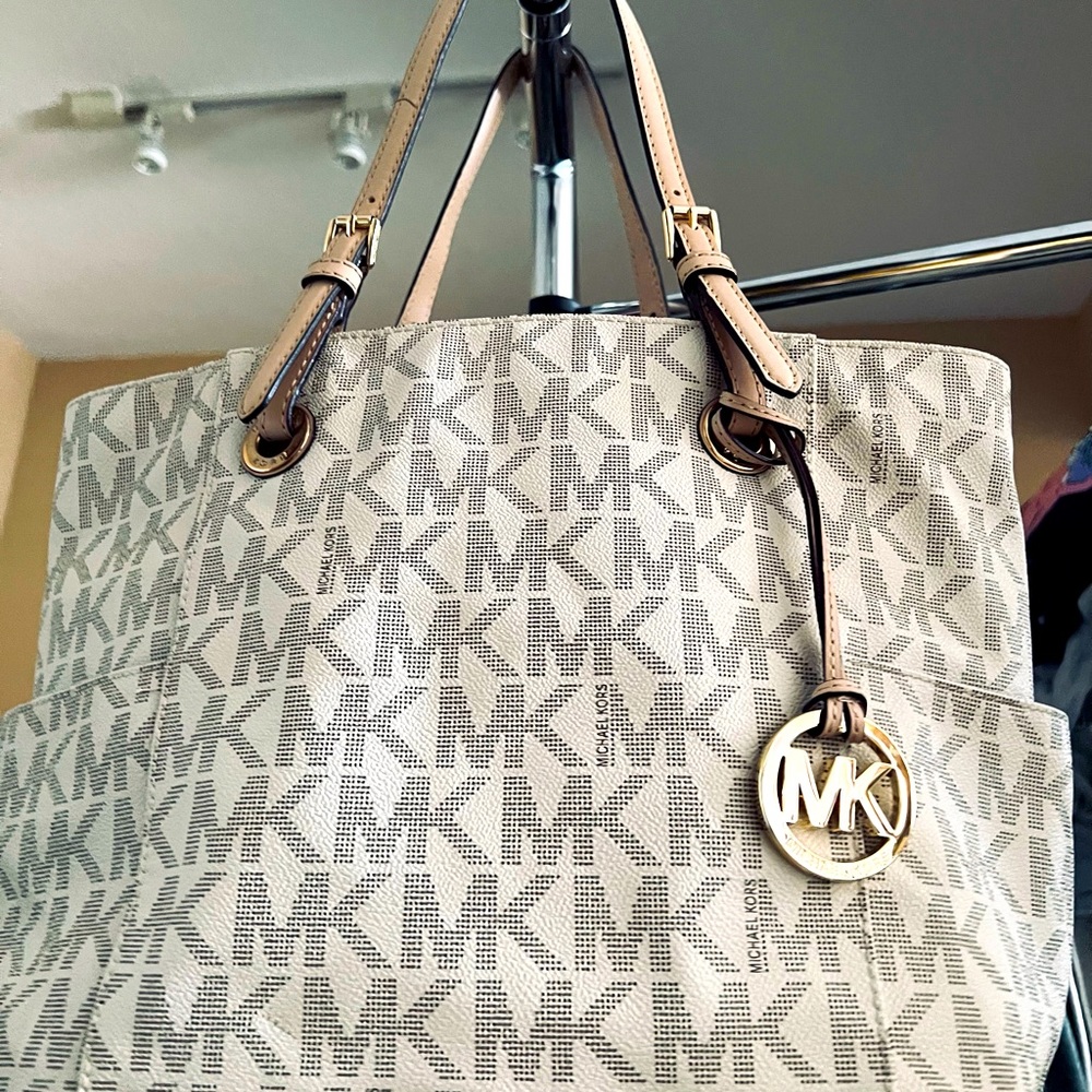 Michael Kors bag